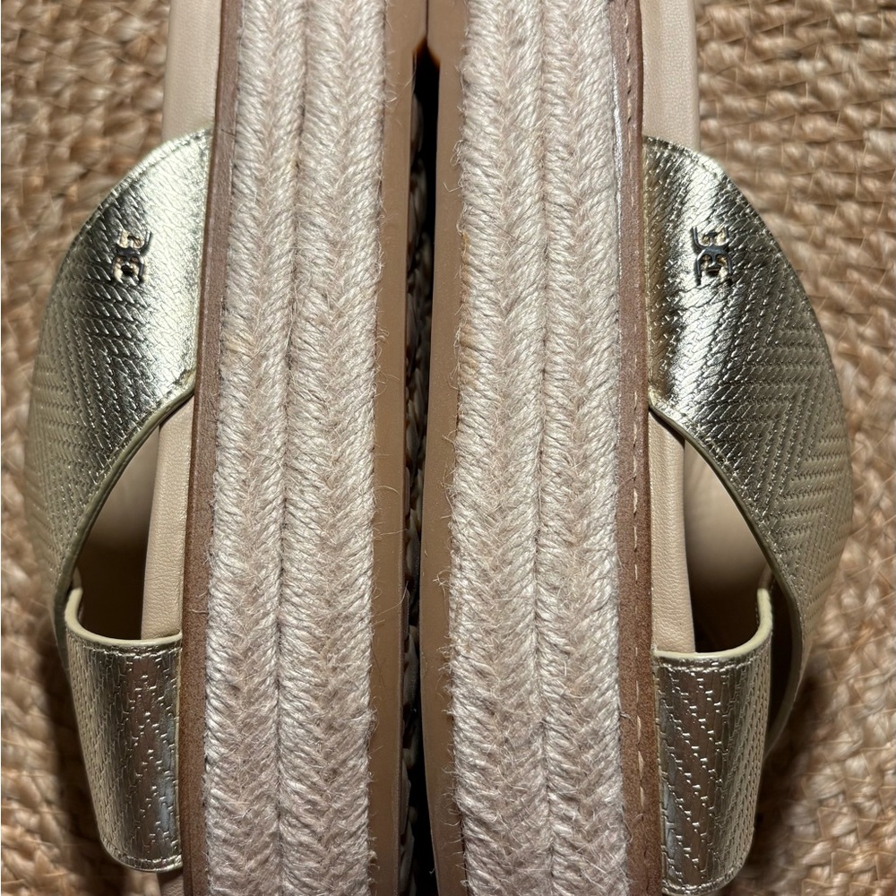 Sam Edelman Metallic Gold Cross Strap Sandals - Picture 4 of 6
